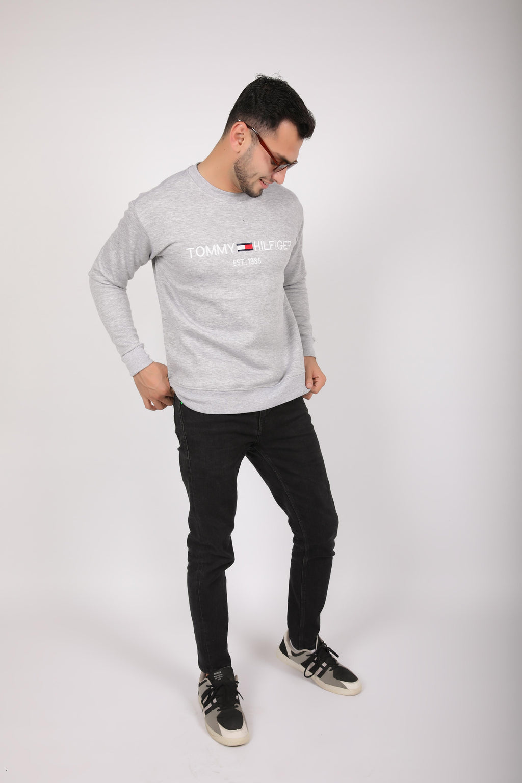 TH EMB SweatShirt - Grey