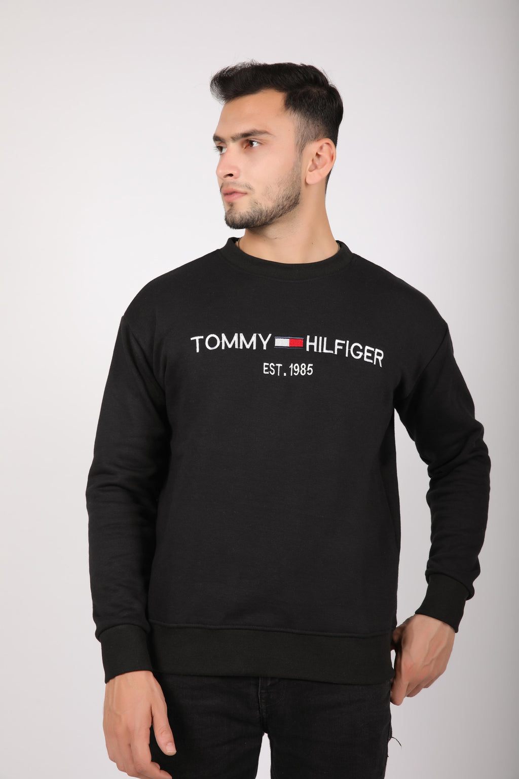 TH EMB SweatShirt - Black