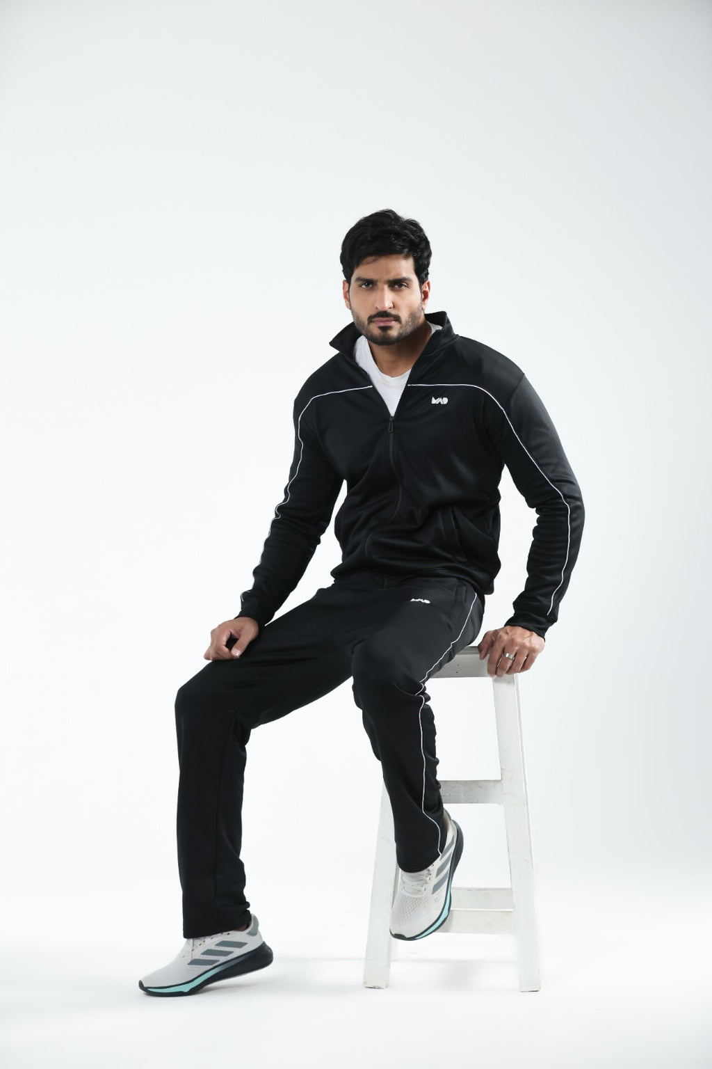 MAD Premium Black Tracksuit-01