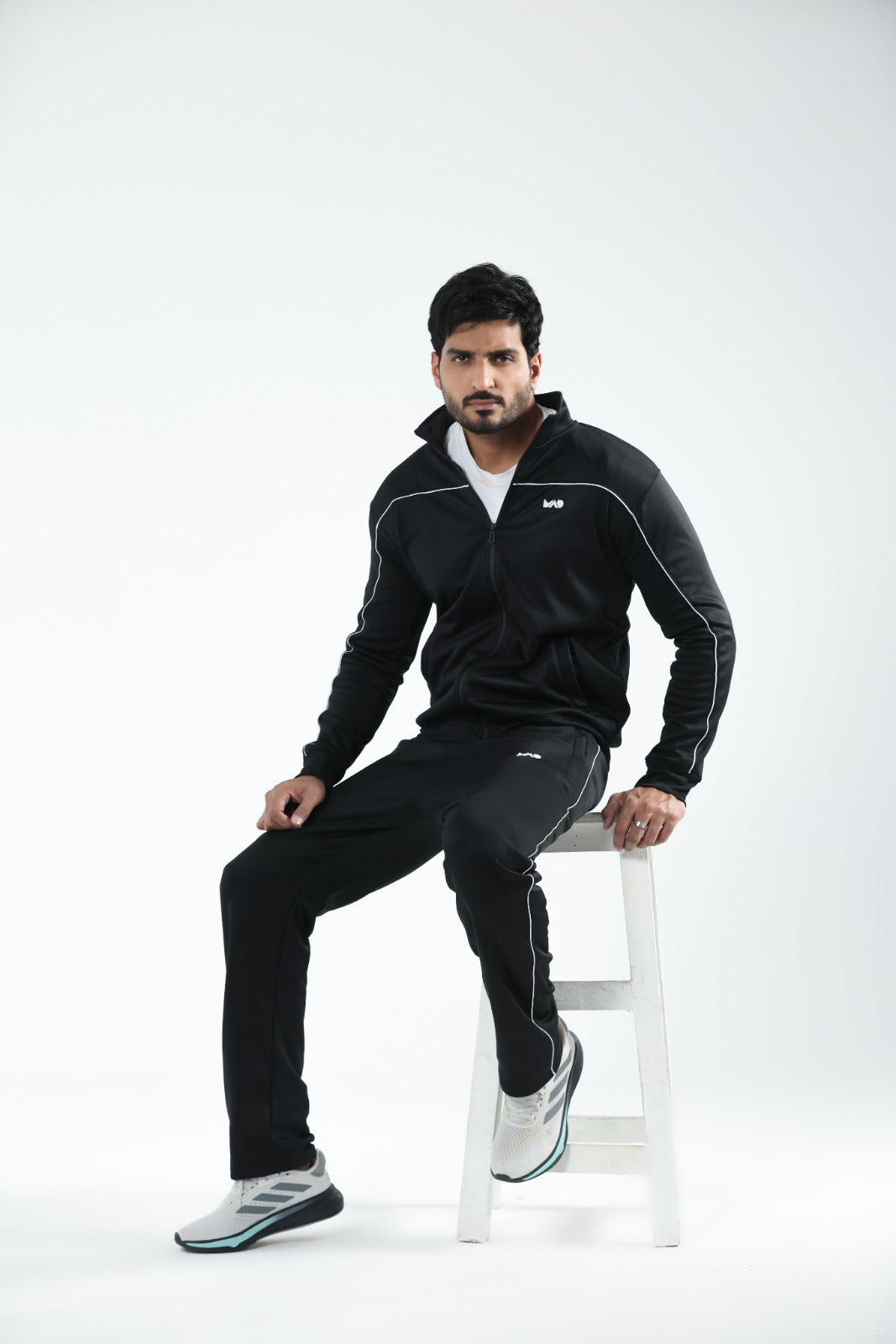 MAD Premium Black Tracksuit-01